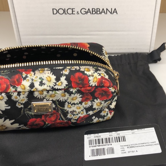 Dolce & Gabbana Other - 🍒HР🍒100% AUTHENTIC Dolce@Gabbana makeup case